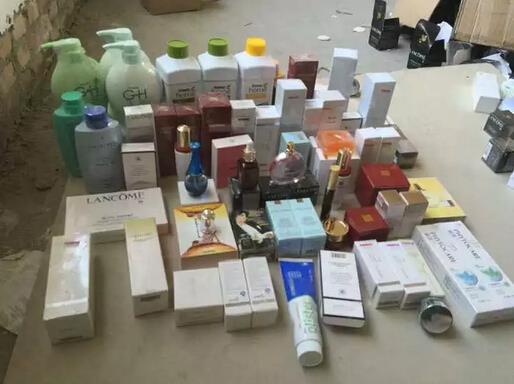 電商曝光臺(tái) 網(wǎng)上日用百貨銷(xiāo)售的陷阱與警示